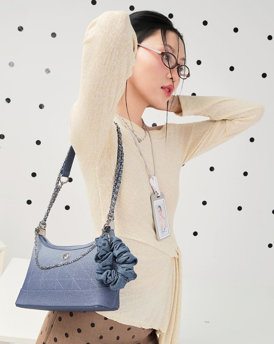  Túi Xách Nhỏ Hobo Phối Cột Tóc Scrunchie 