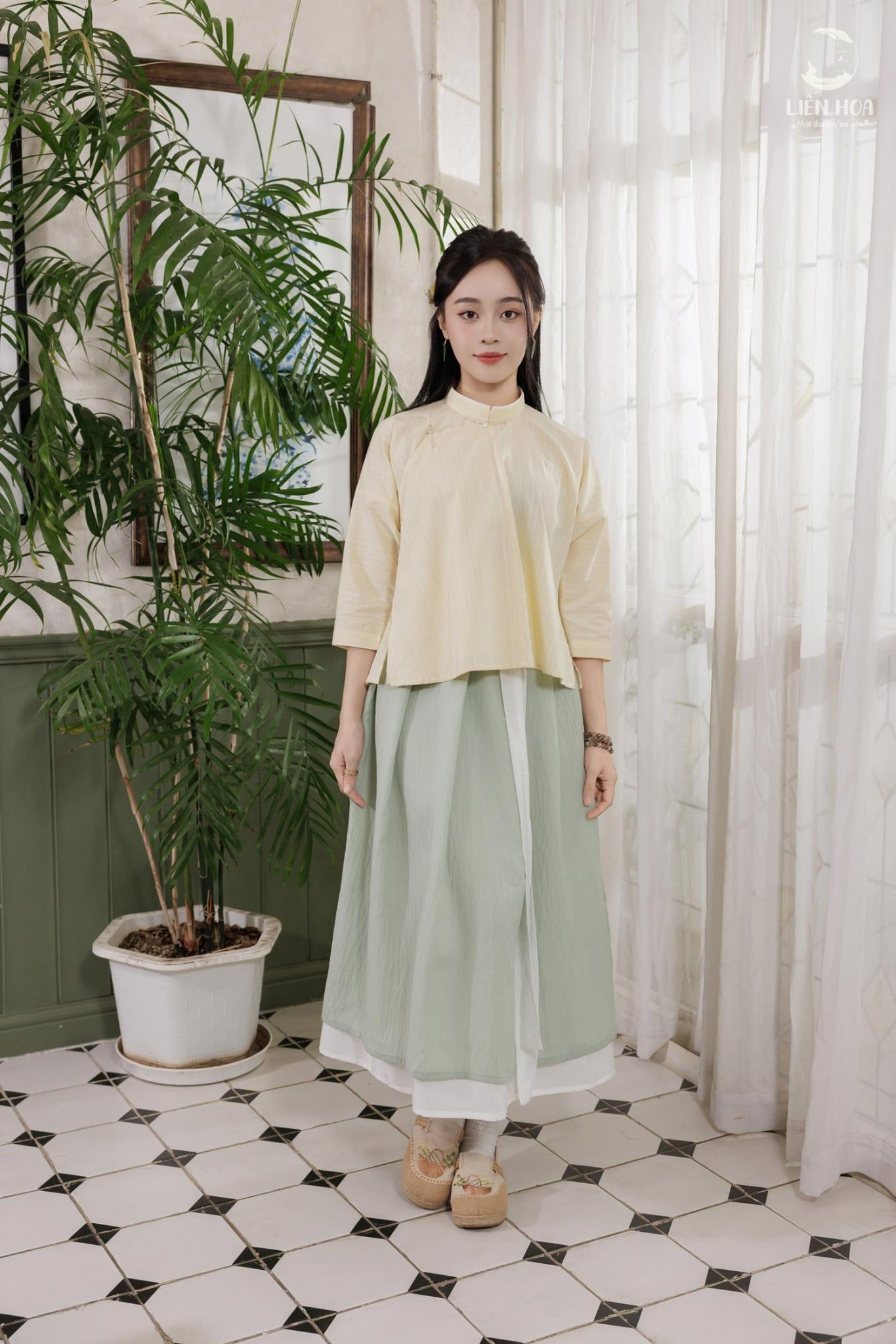  Áo ngũ thân Thanh Nha 