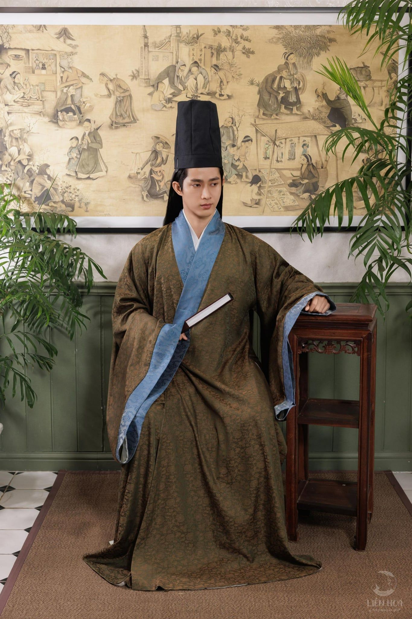  Áo giao lĩnh Thương Mạn 