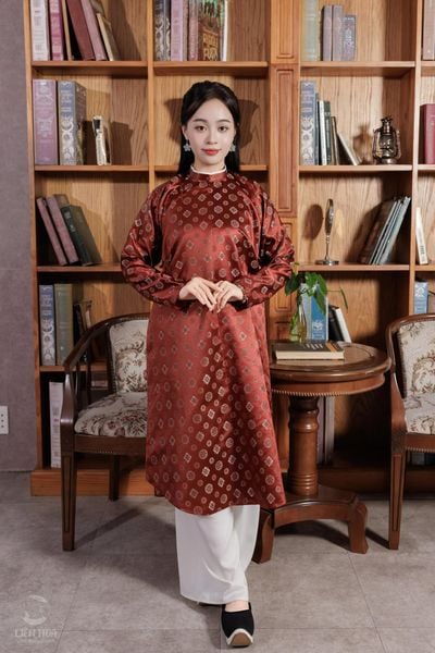  Áo ngũ thân Hồng Văn (nữ) 