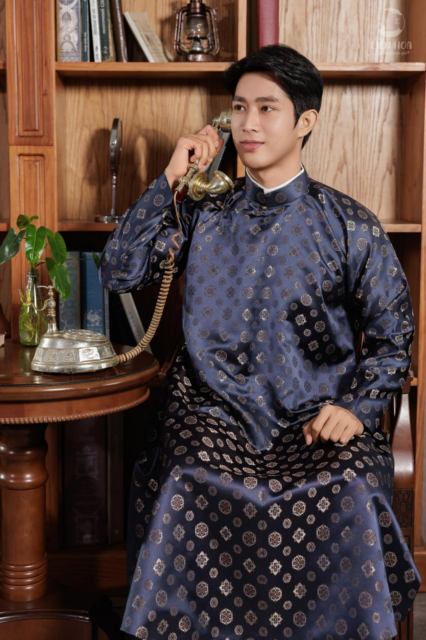  Áo ngũ thân Thanh Văn 