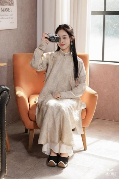  Áo ngũ thân Uyển Ngân 