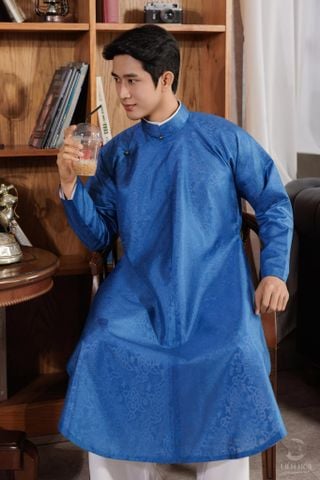 Việt phục có sẵn
