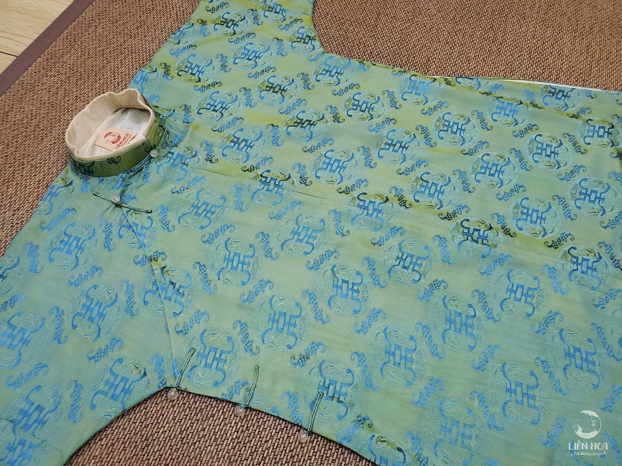  Áo ngũ thân Uyển Dao 