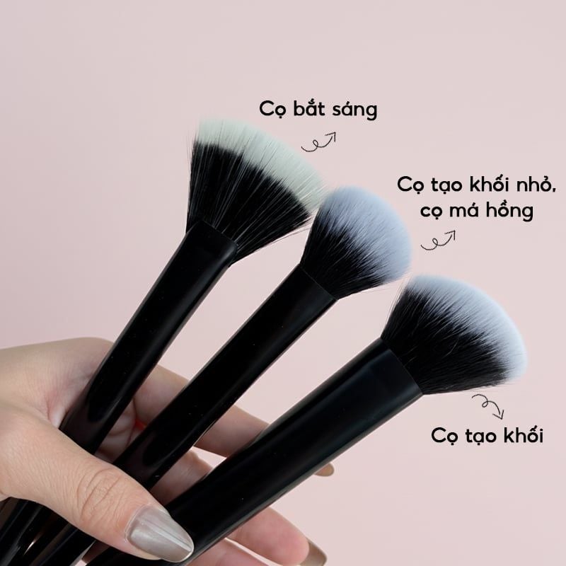 Bộ Cọ Trang Điểm Tạo Khối, Bắt Sáng TOOLA Highlight & Contour Brush Set - BT-TLA091