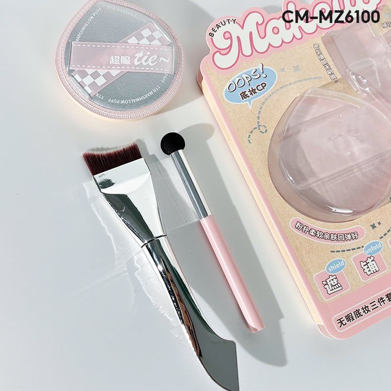Set Bông Mút Và Cọ Trang Điểm TTR Brush and Makeup Puff Set