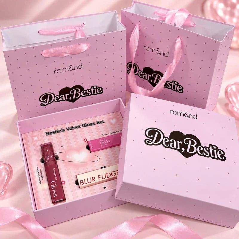 Hộp Quà Mỹ Phẩm Trang Điểm Romand Dear Bestie's Makeup Set