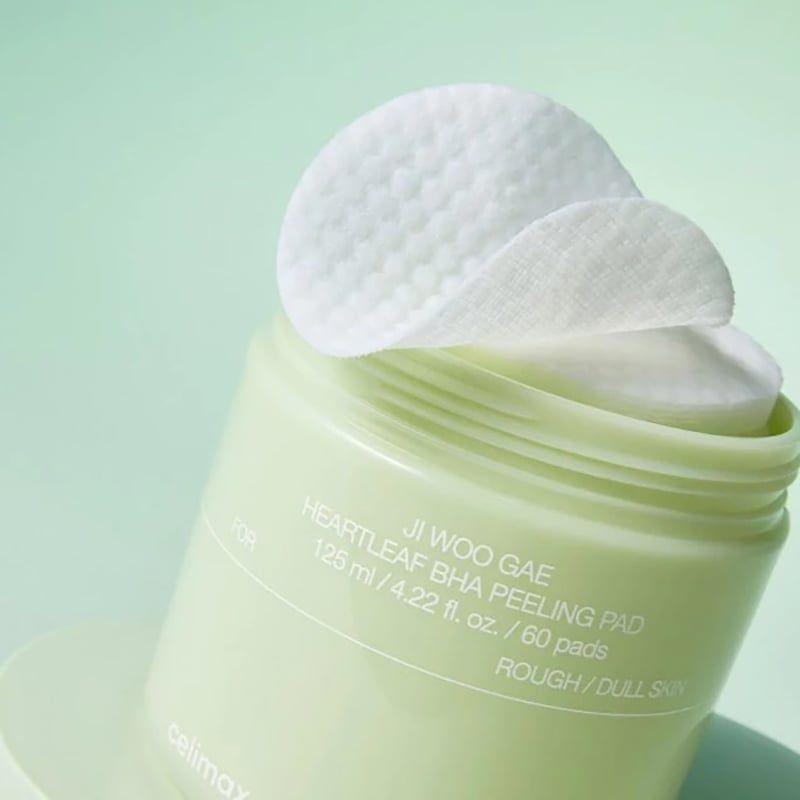 [60 MIẾNG] Toner Pad Tẩy Tế Bào Chết Celimax Ji Woo Gae Heartleaf Bha Peeling Pad 125ml