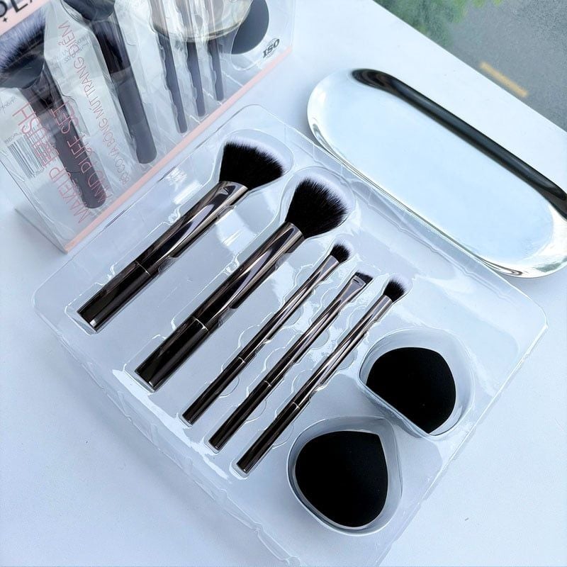 Bộ Cọ Trang Điểm Cơ Bản Kèm Bông Mút TOOLA Makeup Brush and Puff Set - BT-TLA088