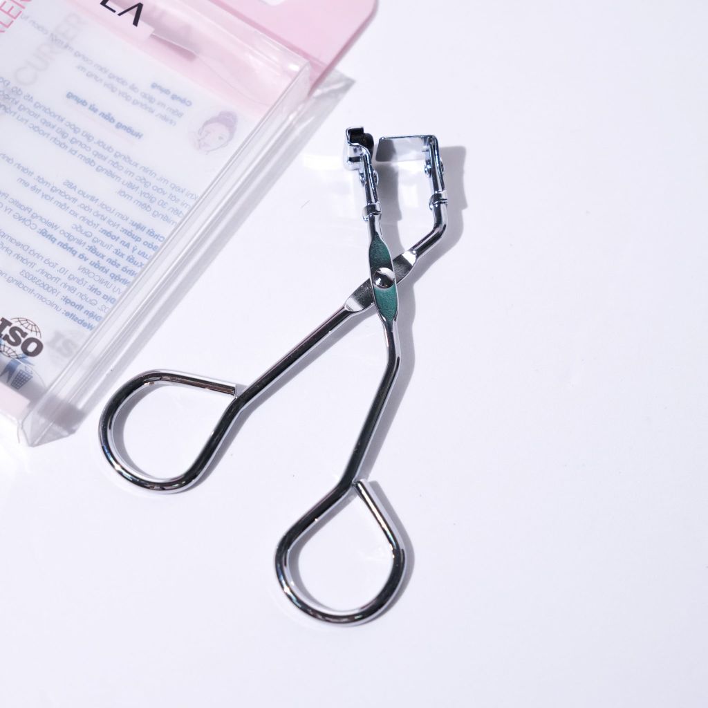 Bấm Mi Góc Hẹp TOOLA Partial Eyelash Curler - BT-TLA131