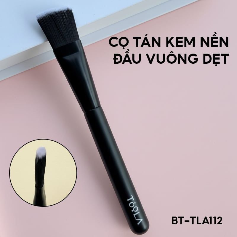 Cọ Trang Điểm Tán Kem Nền TOOLA Foundation Brush