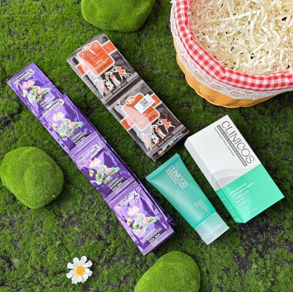  Combo Tiện Lợi: Dây 10 Gói Dầu Gội Dược Liệu Thái Dương 3 + Dây 12 Gói Sữa Tắm Tesori d'Oriente Aromatic Bath Cream + Gel Rửa Mặt Clinicos Thanh Mát Good Skin Barrier Cleanser 50ml 