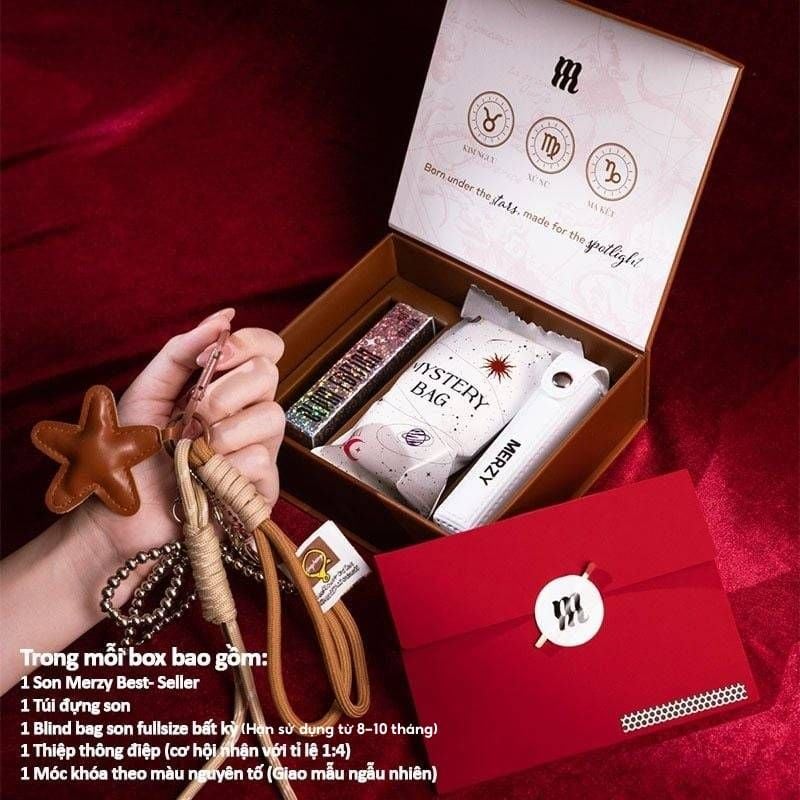 Túi Quà Thần Tài Và Hộp Quà Điều Ước Merzy Holiday’25 Bundle