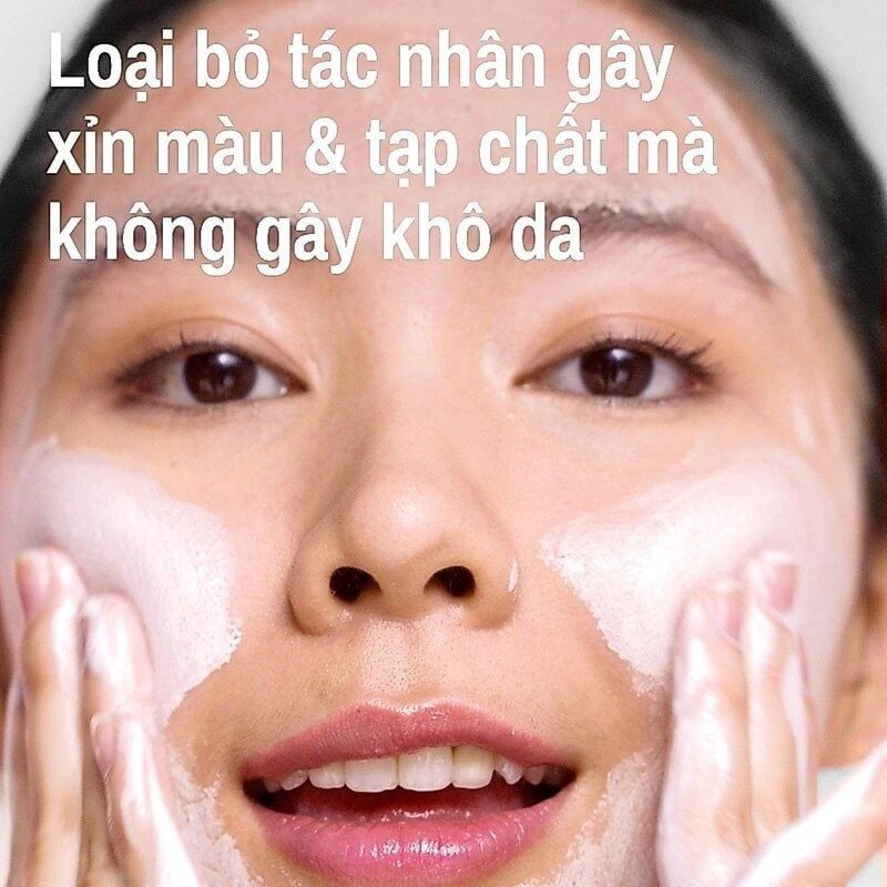 Sữa Rửa Mặt Cetaphil Hỗ Trợ Dưỡng Sáng Cho Da Nhạy Cảm Bright Healthy Radiance Brightness Reveal Creamy Cleanser 100g