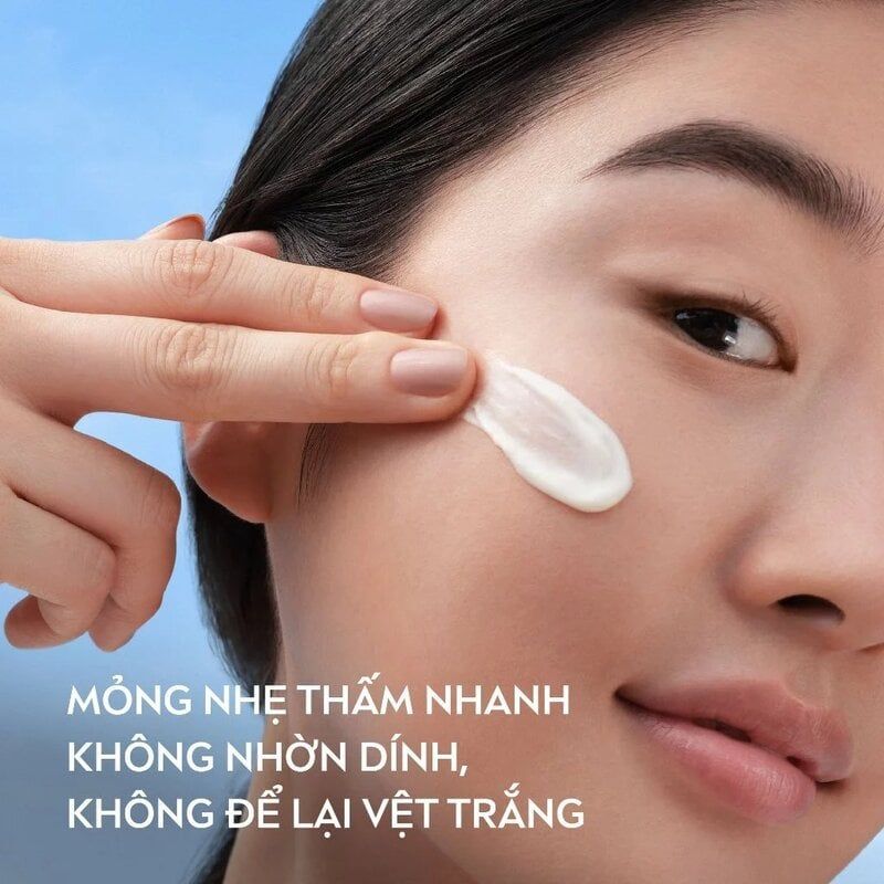 Serum Chống Nắng Hỗ Trợ Dưỡng Sáng Da Nivea Sun Extra Protect C & E Bright Booster Uv Sun Serum SPF50+ PA++++ 30ml
