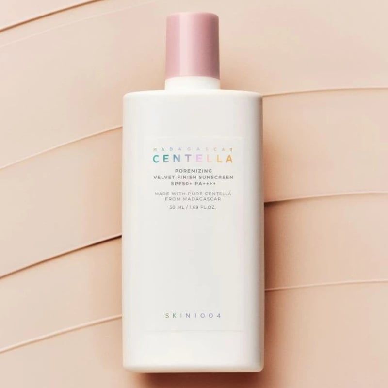 Kem Chống Nắng Skin1004 Madagascar Centella Poremizing Velvet Finish Sunscreen SPF50+ PA++++ 50ml