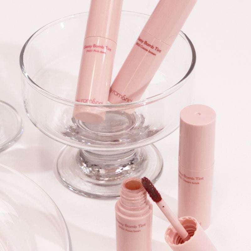 [&nd by rom&nd] Son Tint Bóng Căng Mọng Môi And By Romand Glassy Bomb Tint 2g