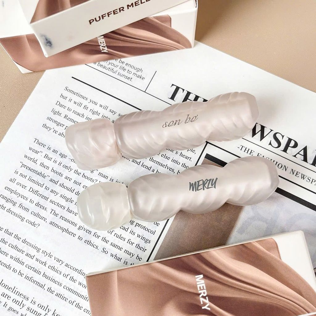 [KHẮC SON] Son Phao Kem Lì Mềm Mịn Như Bơ, Lâu Trôi Merzy Puffer Mellow Tint 3.7g