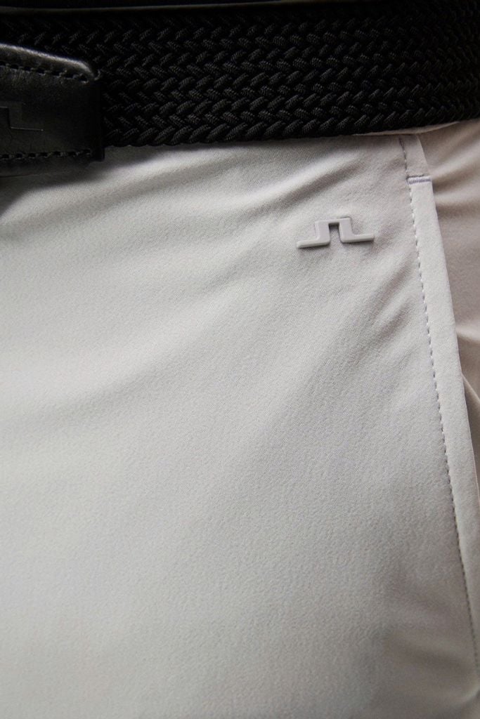 Quần shorts golf nam Eloy Shorts Micro Chip GMPA08943-U019 | J.Lindebe