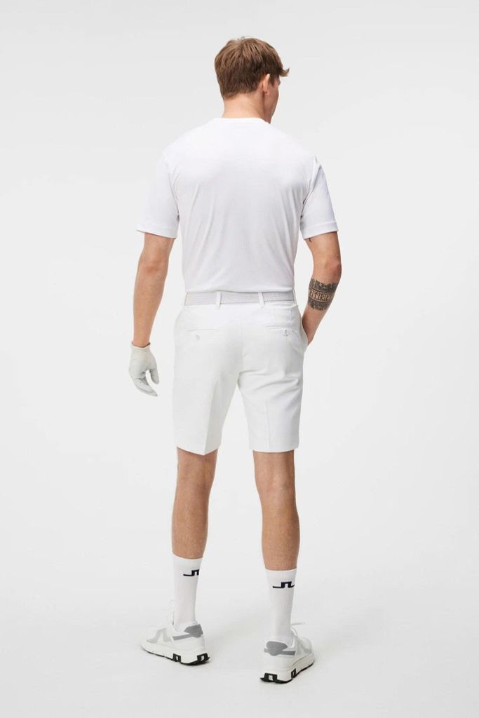 Quần shorts golf nam Eloy Shorts White GMPA08943-0000 | J.Lindeberg