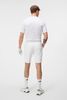 Quần shorts golf nam Eloy Shorts White GMPA08943-0000 | J.Lindeberg