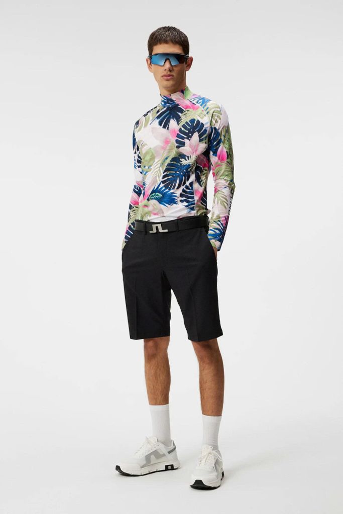 Quần shorts golf nam Somle Shorts Black GMPA08944-9999 | J.Lindeberg