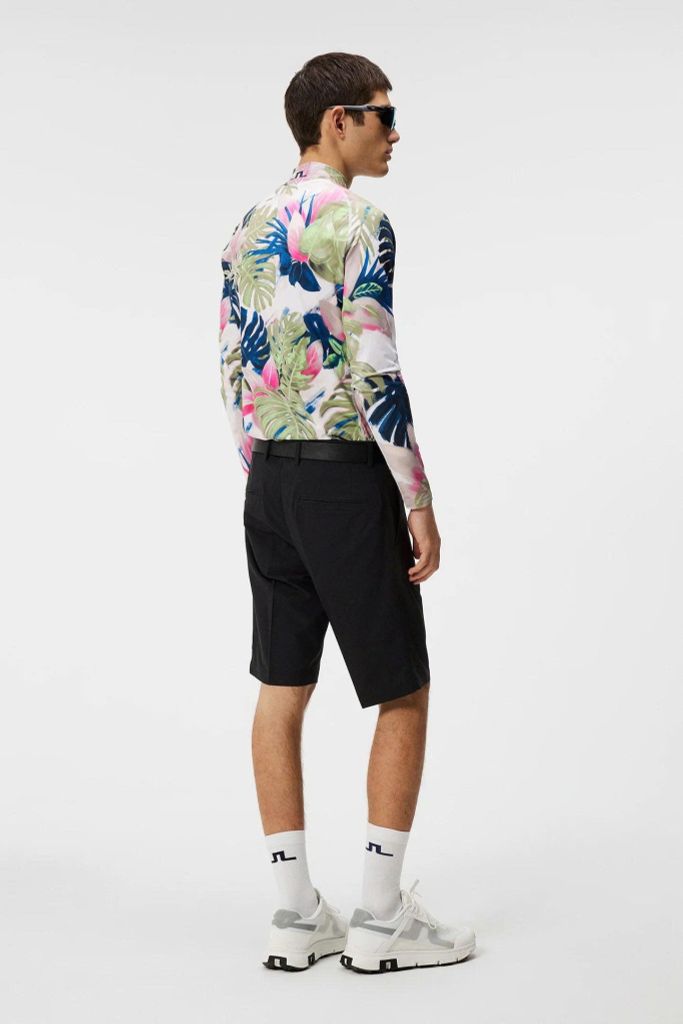 Quần shorts golf nam Somle Shorts Black GMPA08944-9999 | J.Lindeberg