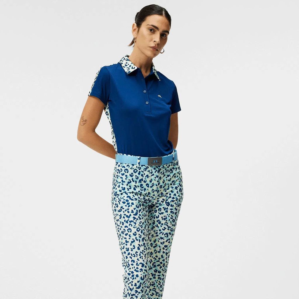 Áo golf nữ tay ngắn Cara Polo Estate Blue GWJT09012-O341 | J.Lindeberg