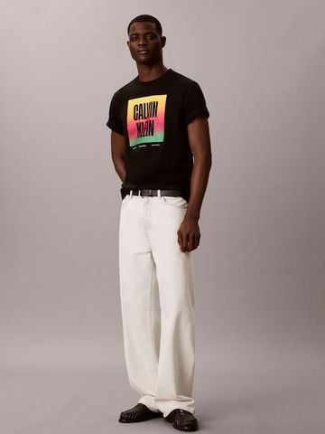 Calvin Klein - Áo Thun Tay Ngắn Nam Relaxed Pride Logo T-Shirt