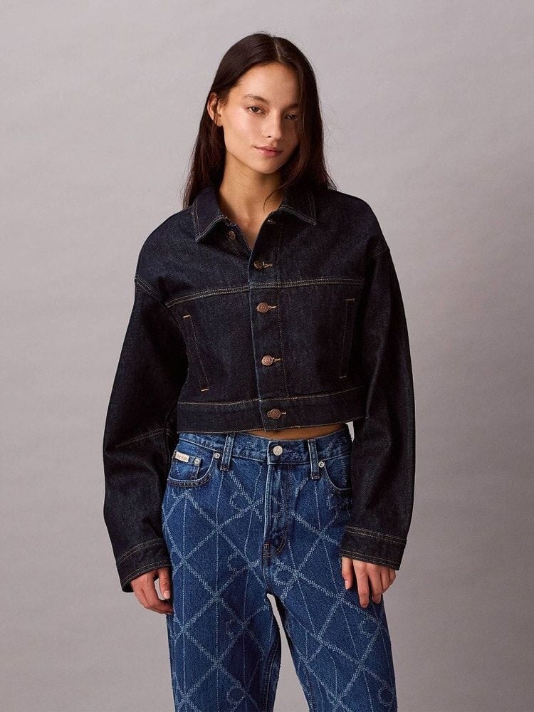 Calvin Klein - Áo khoác jeans nữ Cropped Relaxed Denim Trucker Jacket