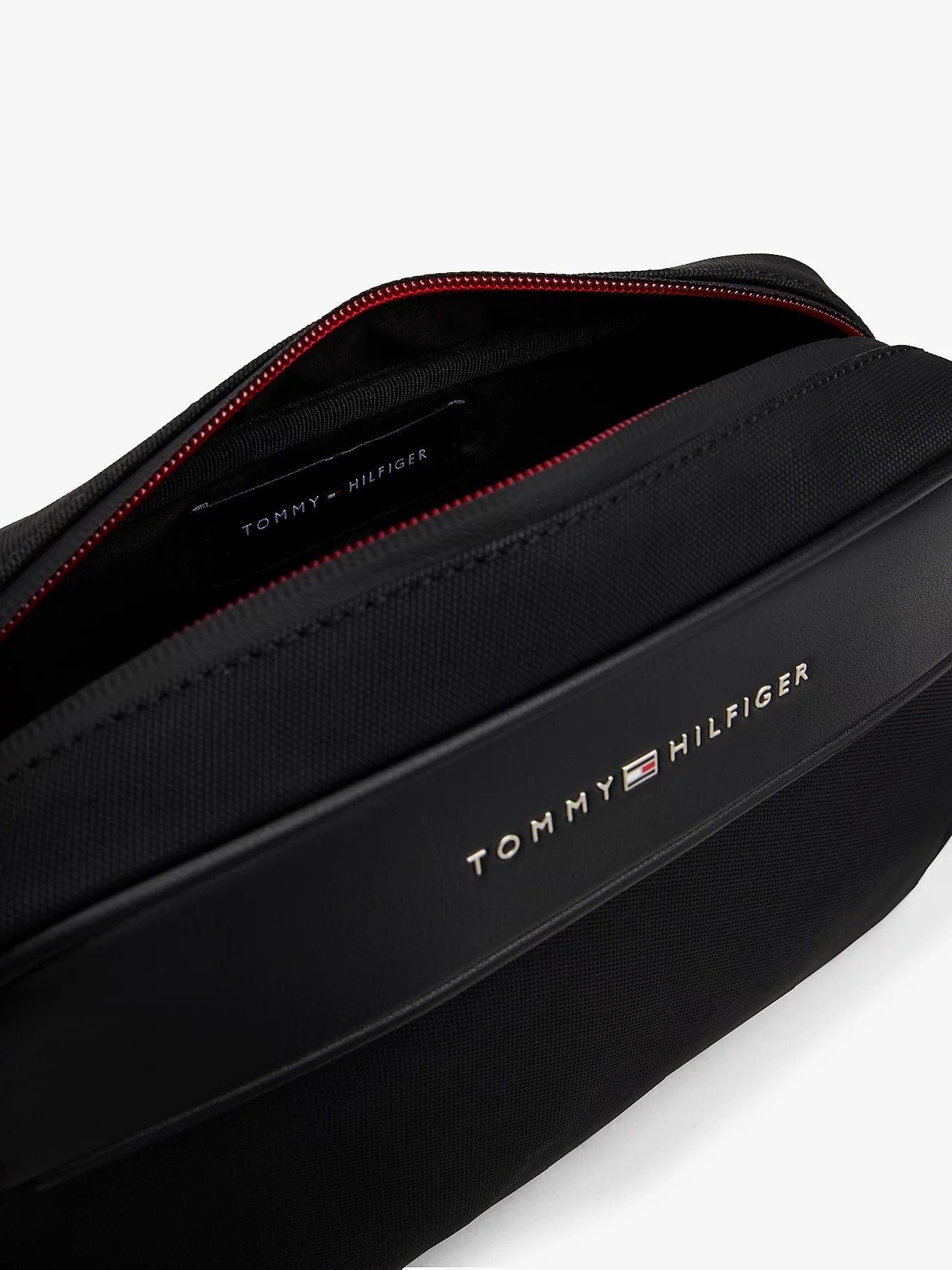 Tommy Hilfiger - Túi đeo chéo nam Metal Logo Crossbody Reporter Bag