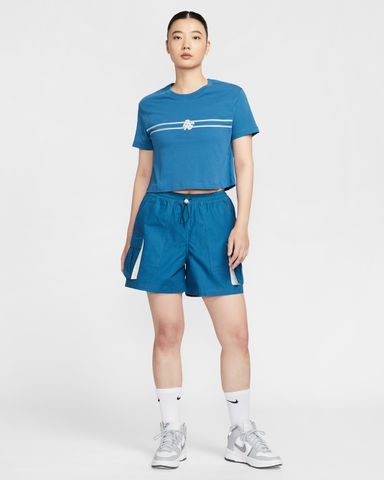 nike loose crop top