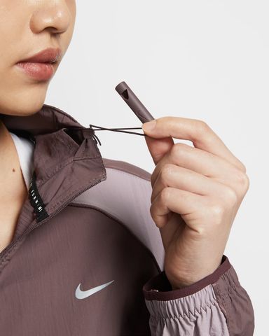 Nike - Áo Khoác Thể Thao Nữ Swift Women's Repel UV-Protection Running Jacket