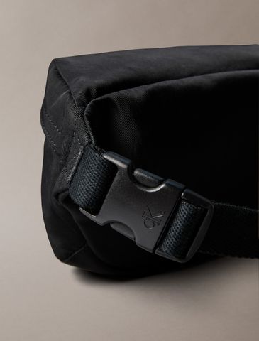 Calvin Klein - Túi bao tử nam Nylon Monogram Logo Waistpack - 2