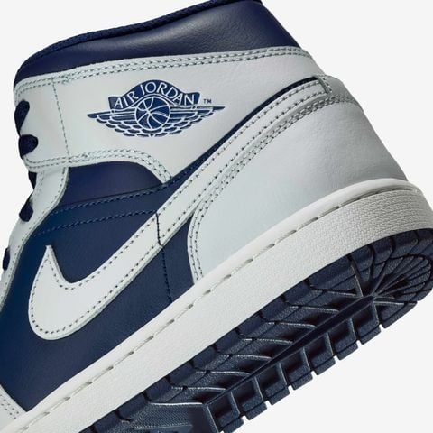 Nike - Giày thời trang thể thao Nam Air Jordan 1 Mid Men's Shoes