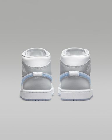 Nike - Giày Thời Trang Nữ Air Jordan 1 Mid - 3
