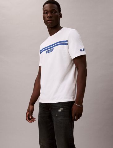 Calvin Klein - Áo Thun Tay Ngắn Nam Racer Stripe Graphic Tee