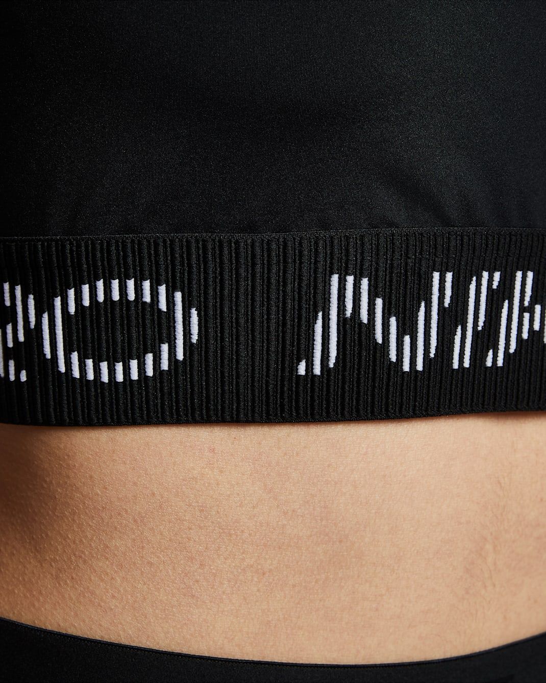 Nike - Áo tay ngắn thể thao Nữ Nike Pro Women's Dri-FIT Short-Sleeve Cropped Graphic Top