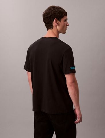 Calvin Klein - Áo Thun Tay Ngắn Nam Racer Stripe Graphic Tee
