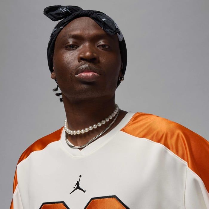 Nike - Áo tay dài thể thao Nam Jordan Brooklyn Men's University Hockey Jersey