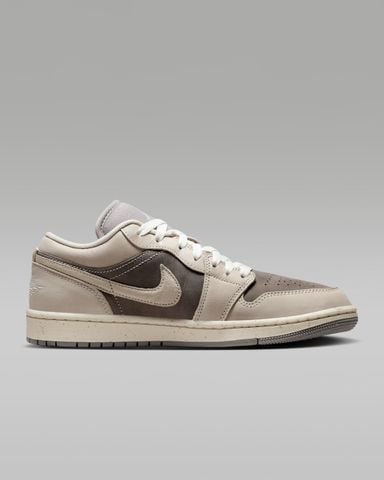 Nike - Giày Sneakers Nữ Air Jordan 1 Low SE