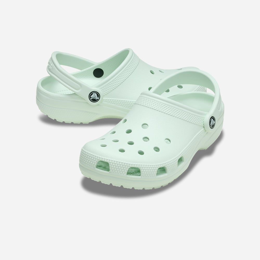 Crocs - Xăng đan nam nữ Classic Clog Mint Tint Lifestyle