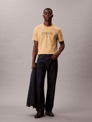 Calvin Klein - Áo Thun Tay Ngắn Nam Crewneck Graphic Tee