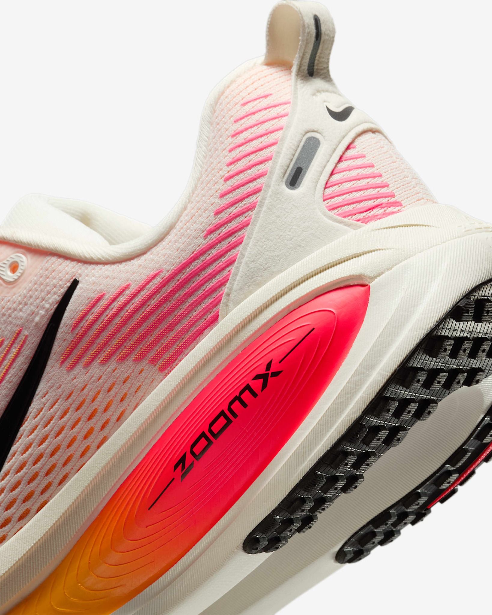 Nike - Giày chạy bộ thể thao Nữ Vomero 18 Women's Road Running Shoes