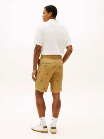 Tommy Hilfiger - Quần Kaki Ngắn Nam Dover Crest Embroidery Washed Chino Bermuda Shorts - 3