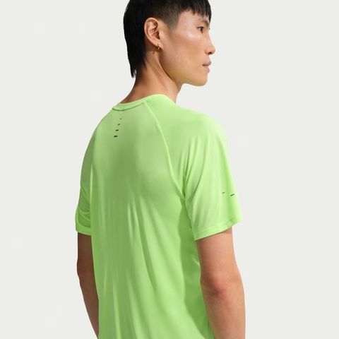 Nike - Áo Tay Ngắn Thể Thao Nam Stride Dri-FIT ADV Short-Sleeve Running Top