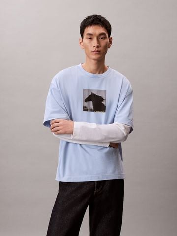 Calvin Klein - Áo Thun Tay Ngắn Nam Lunar New Year Graphic Relaxed T-Shirt