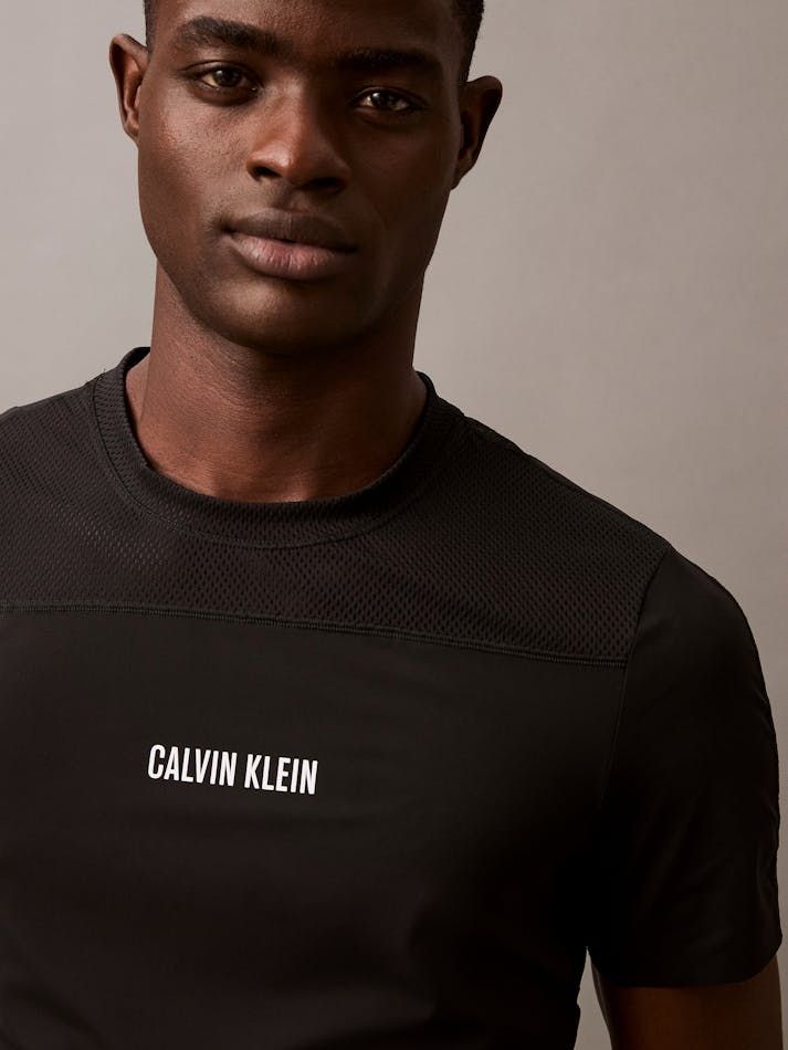 Calvin Klein - Áo thun thể thao nam Intense Power Gym T-Shirt