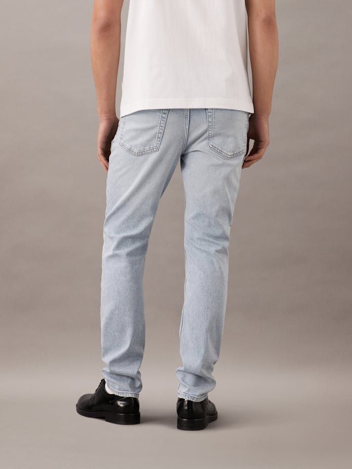 Calvin Klein - Quần jeans dáng ôm nam CK Slim Fit Jeans