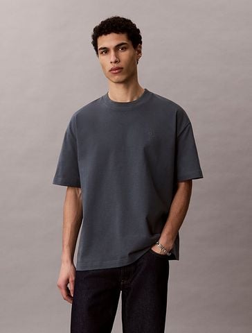 Calvin Klein - Áo Thun Tay Ngắn Nam Oversized Embossed Logo T-Shirt
